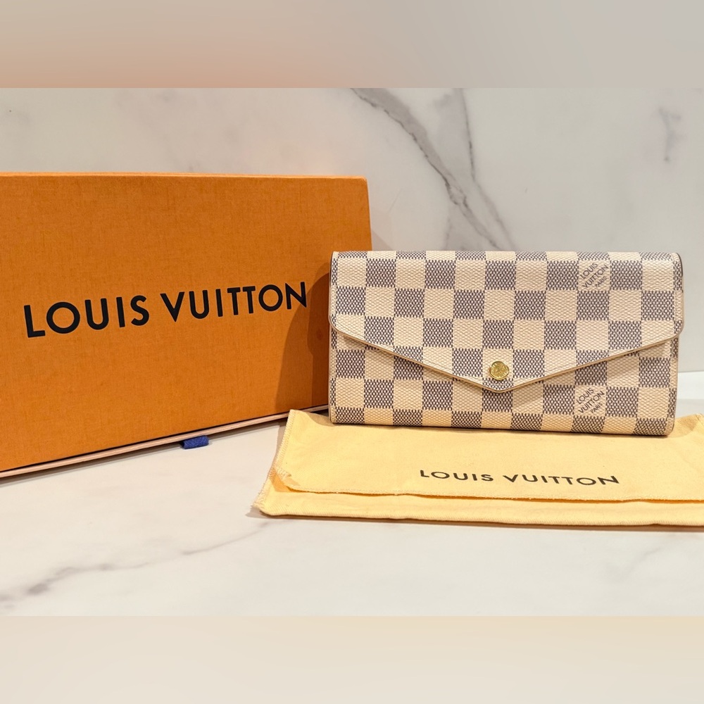 Louis Vuitton Damier Azur Sarah Wallet